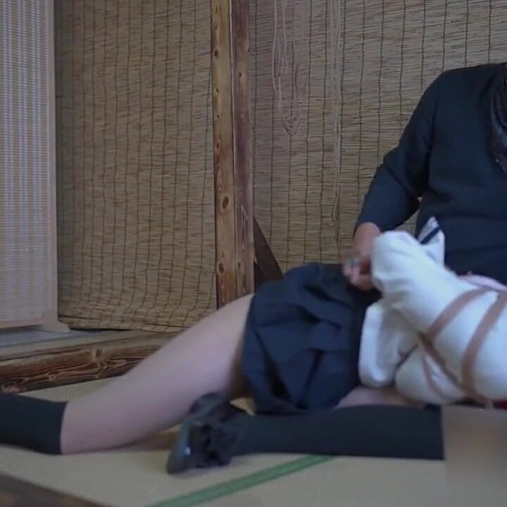 Xr65-a Girl in a School Uniform Had Her Feet Tickled.