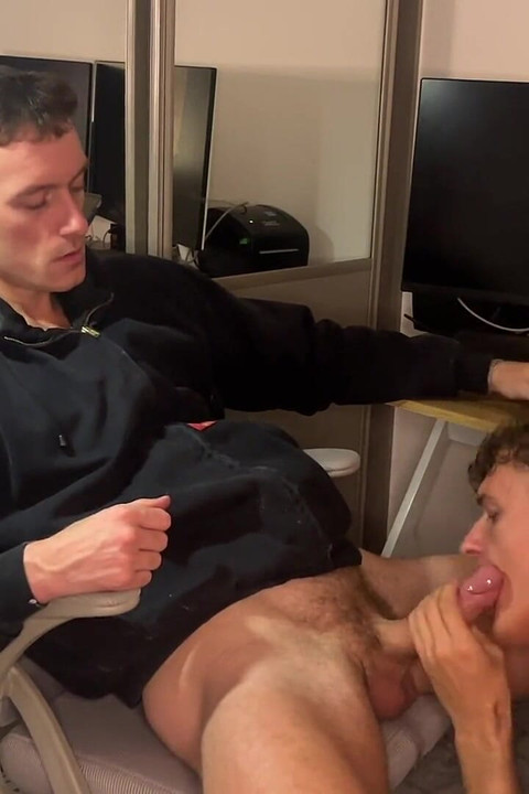 Tradie Bro Fucks Jak Whites Hole, Hard and Deep for the First Time