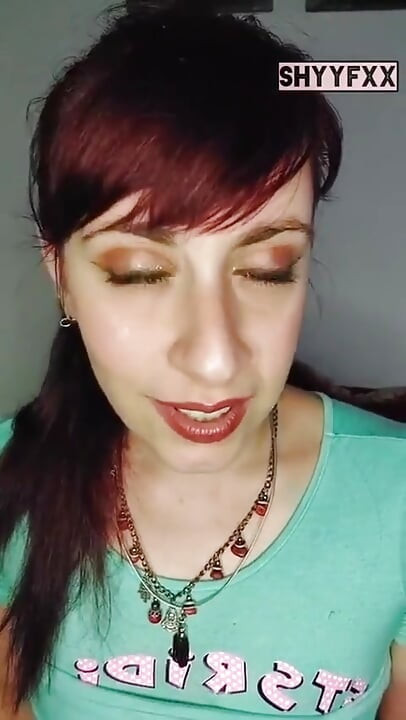 Shyyfxx mi-am futut antrenorul personal după ce m-am antrenat din greu și am transpirat! Roleplay