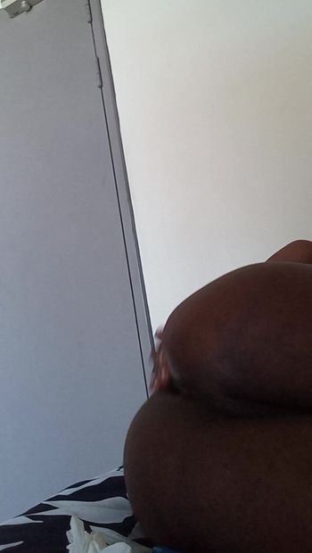 I need a small cock for my ass