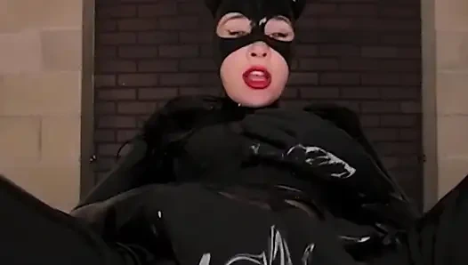 VRCosplayX Kylie Rocket As Catwoman Will Guide You Through The Mystery Of Sexual Pleasure Part 2