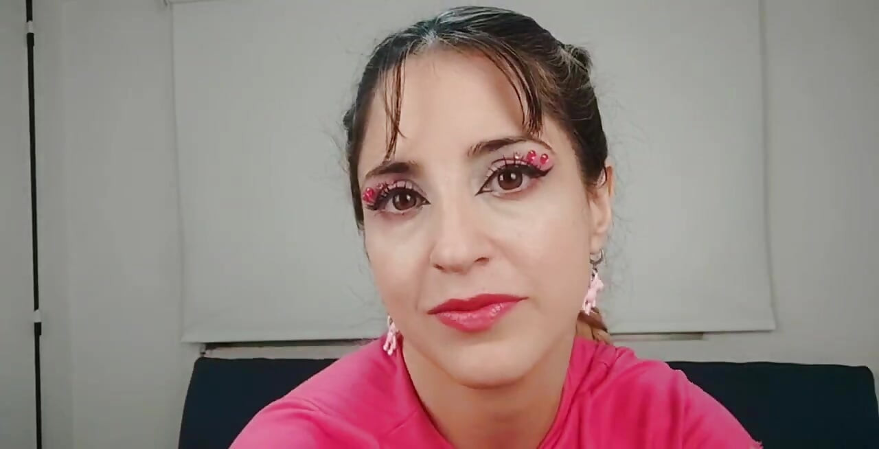 Oi querido! Eu deixei um vídeo que fiz esperando pelo meu vizinho que veio me visitar!