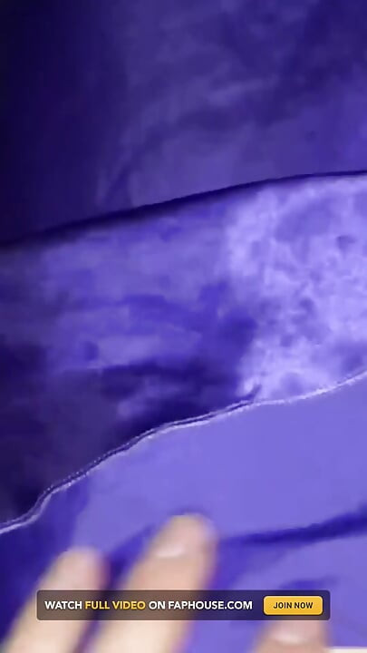 College Dorm Fuck - 18-year-olds Having Sex at Night