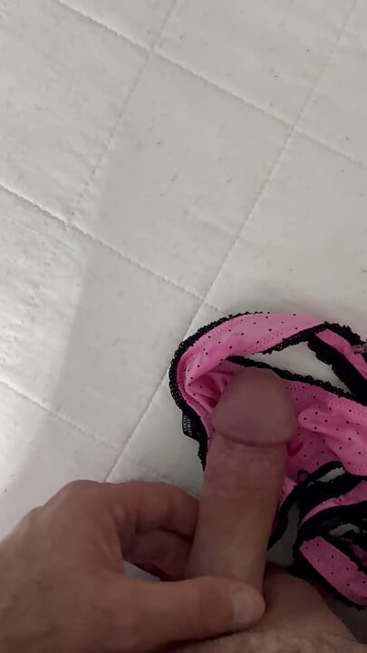 Pink Panties make me cum