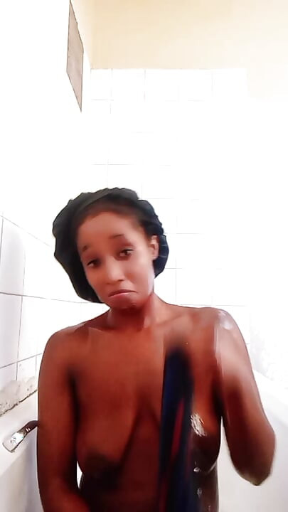 Wet pussy do you wanna fuck me