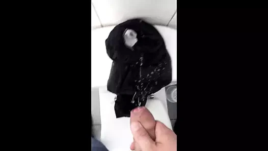 külotlu çorap üzerinde boşalmak
