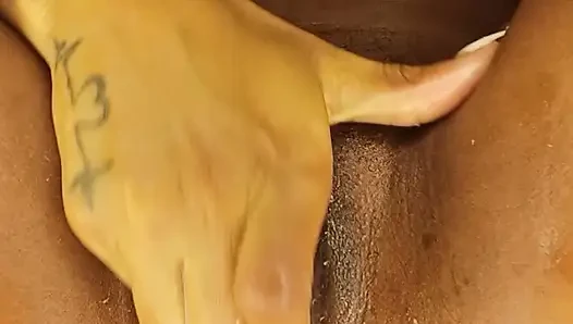 KEEP MY PUSSY DRIPPING