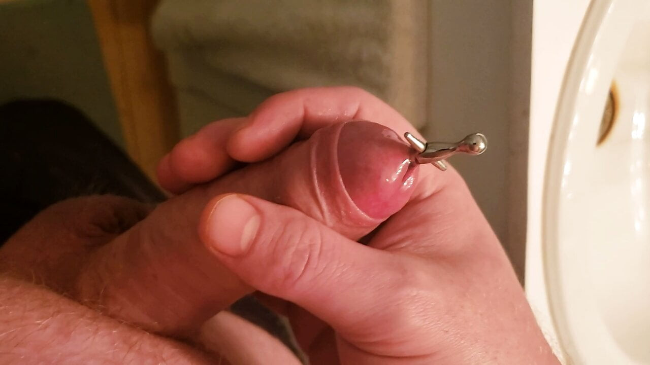 Sounding 6mm and masturbating