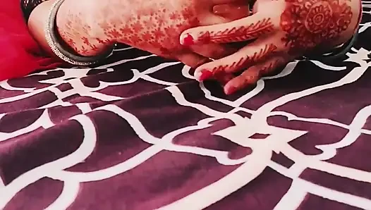 Bhabhi benar-benar sedang dalam mood