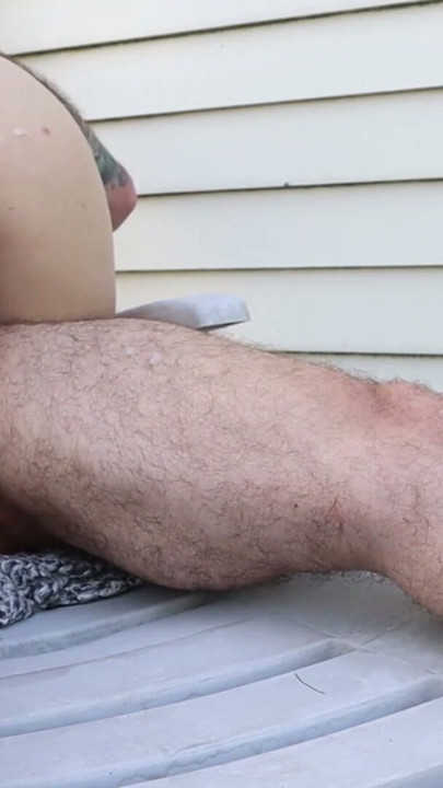 REITE SEINEN SCHWANZ, BIS ER SPERMA SPRITZT (Outdoor) | Clip 1