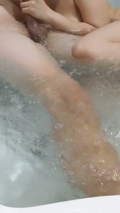 florababy - Küvette Seks | Bölüm 2