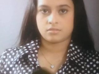 Шаловливая актриса, Шри Divya, трибьют спермы
