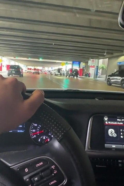 Sürtük üvey kız kardeş üniversiteden eve boşalıyor