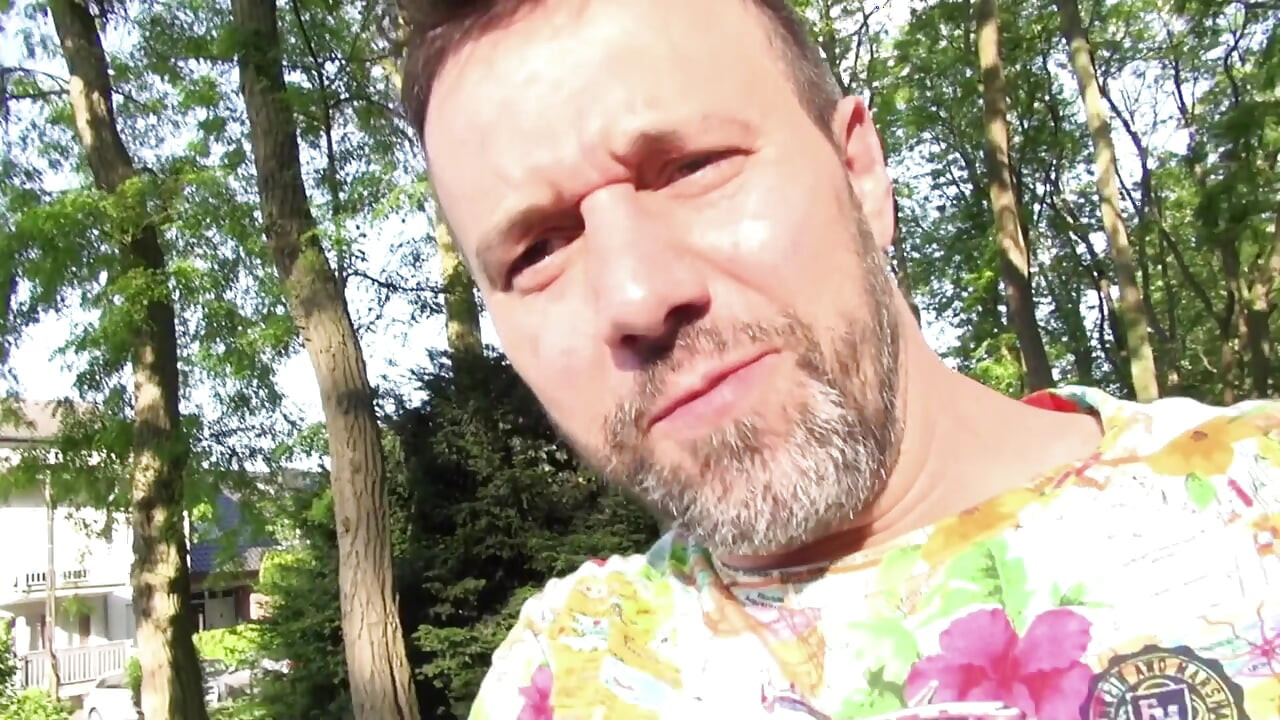 Lovely tattooed redhead gets a warm load in her mouth