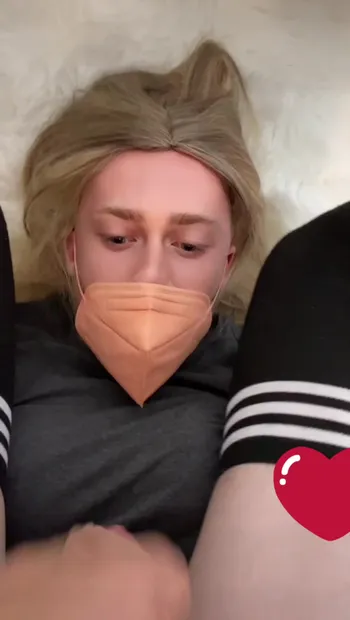 Teen femboy cum in her own face