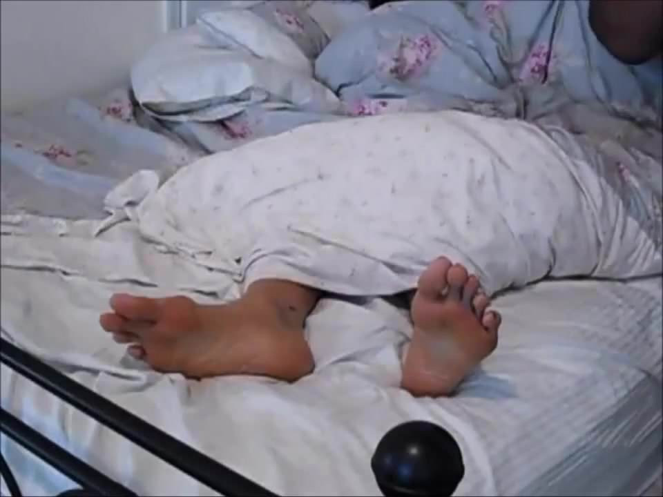 Long Toes Foot Worship