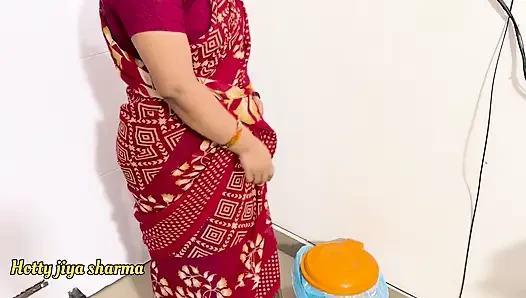 Ghar me kam karane wali maid ko malik ne choda