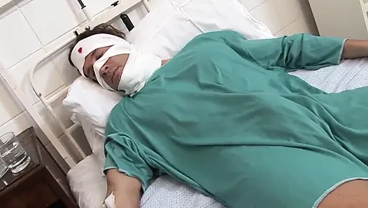 Üppige dreier, szene 2_threesome von geilen krankenschwestern im krankenhaus