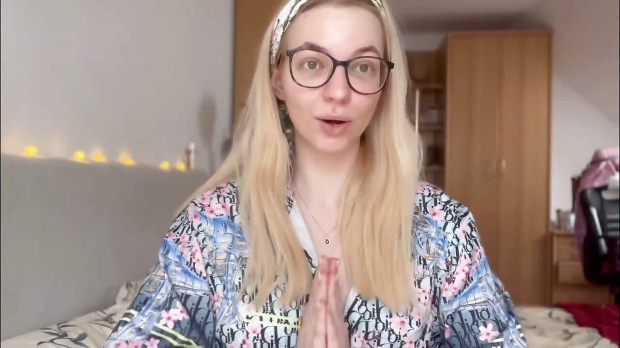 Paypig Living on $30 a Month After I Rinsed Him Dry