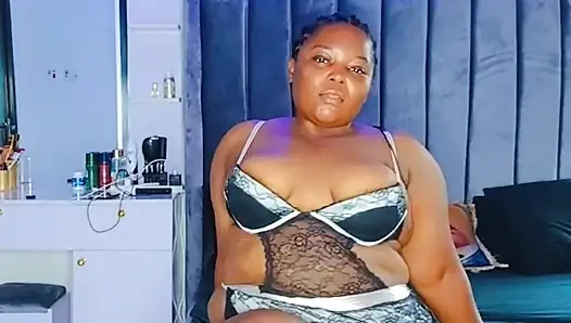 Ebony Bbw Babe Mara Exotic Fat Ass Shaking and Spreading Yummy asshole