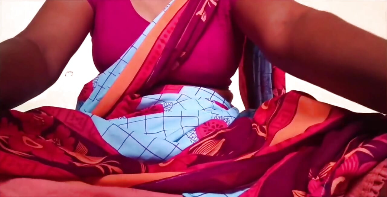 Ammu Romance Mood Showing Boobs
