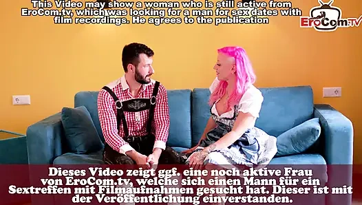 Deutsches Mädchen aus Bayern fickt mit ihrem Kumpel in Lederhosen