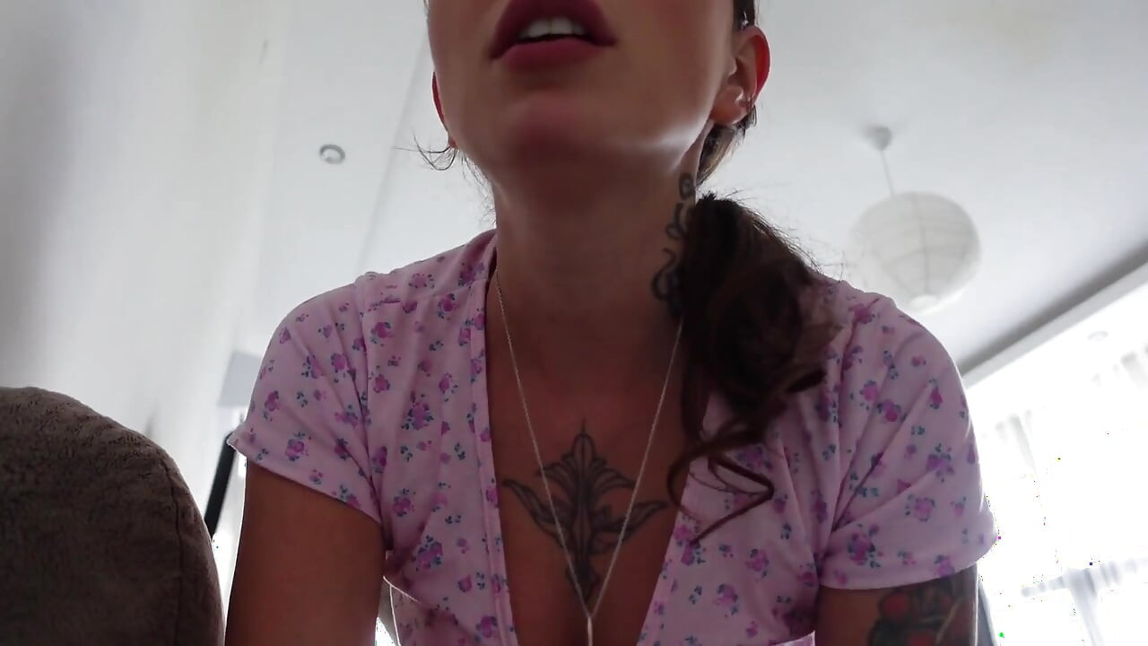 The Loser Neighbor's Wife Is Going Crazy Over Rough Anal