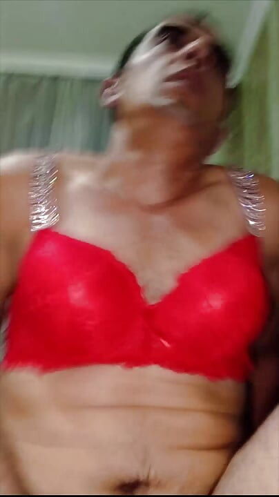 Great show in the role of Rakas sex woman