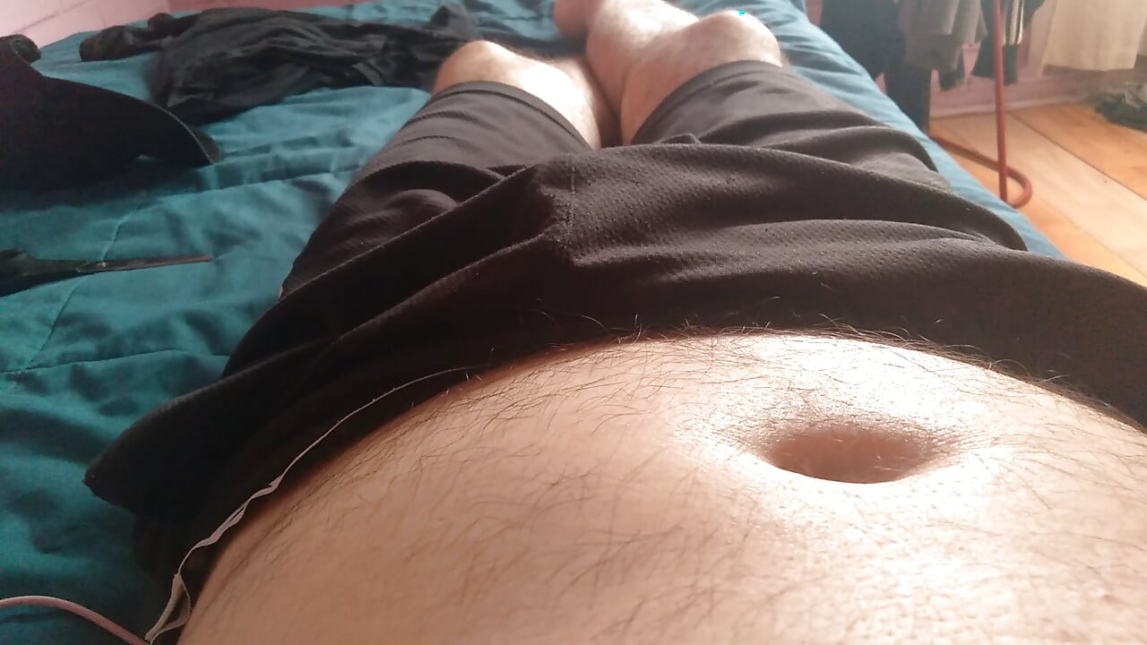 Vuxen vill att du ska mjölka hans stora penis torr