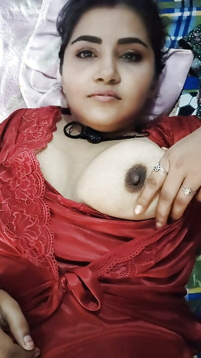 When 18+ Indian girl rest in room fucking boyfriend trying to fingering her Hard