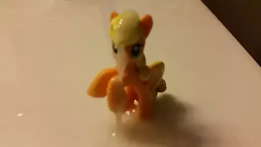 Applejack'e boşalıyor