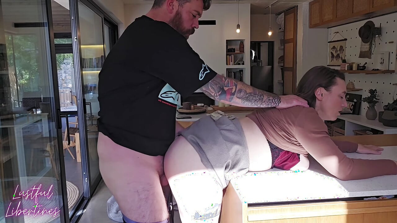 Creampie My Ex Wife - I Couldn't Resist a Trip Down Memory Lane with My Hairy MILF Piss Queen