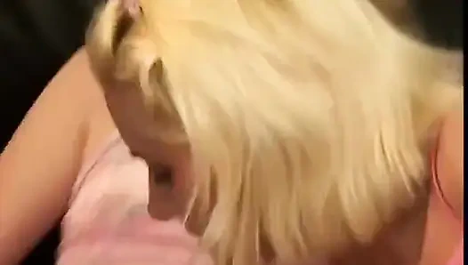 Empat gadis remaja haus seks lagi asik pesta seks di ruang tamu