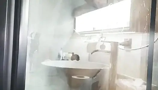 Duşta Beni İzle