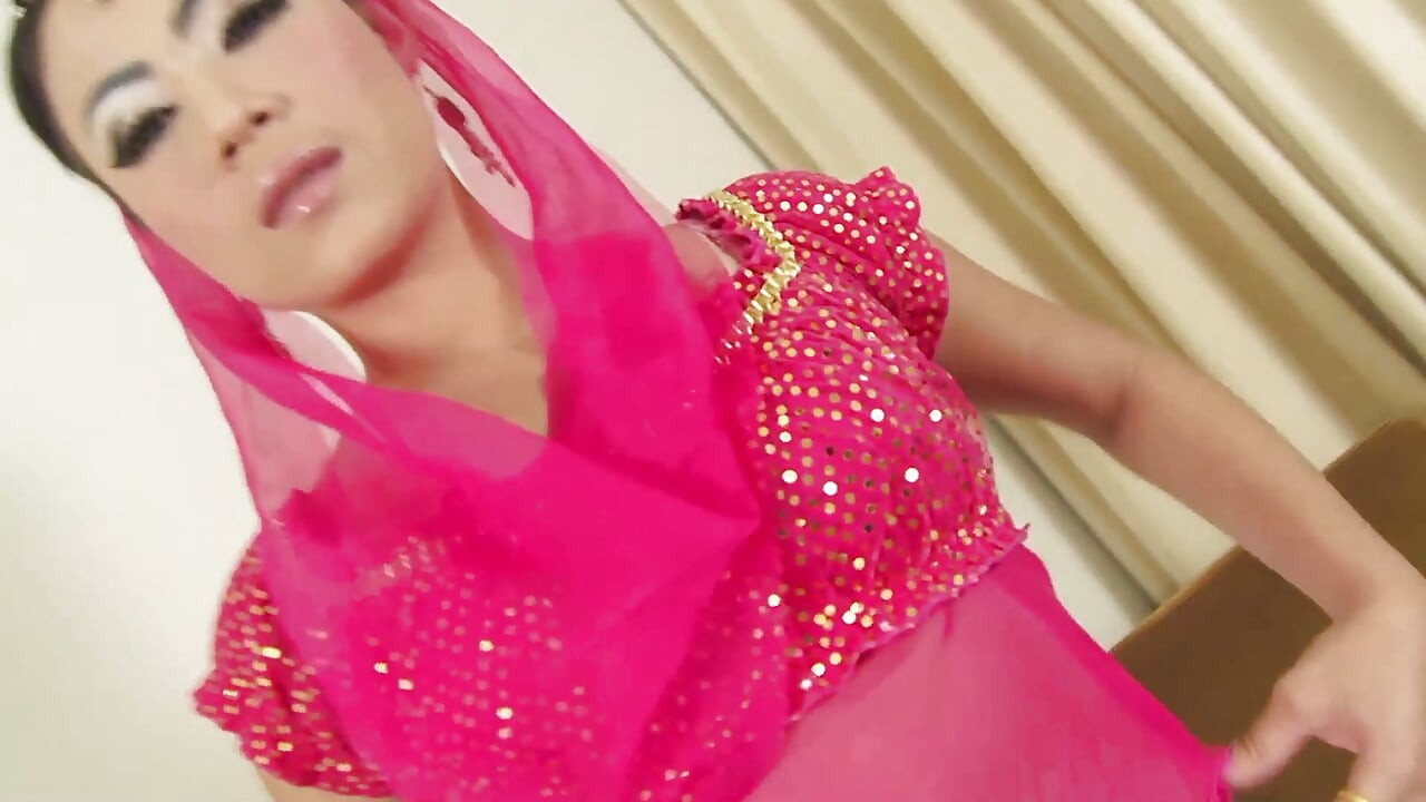 Eastern slut get laid