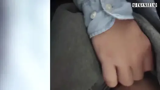 Грудастая шлюшка наряд со страпоном, сжимание сисек и соблазняет трусиками. Трах пальцами заставляет ее кричать, специальное издание!