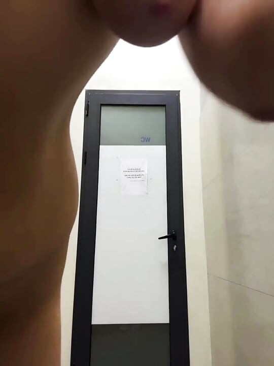 Double Penetrating in Public. Extreme Public Fucking