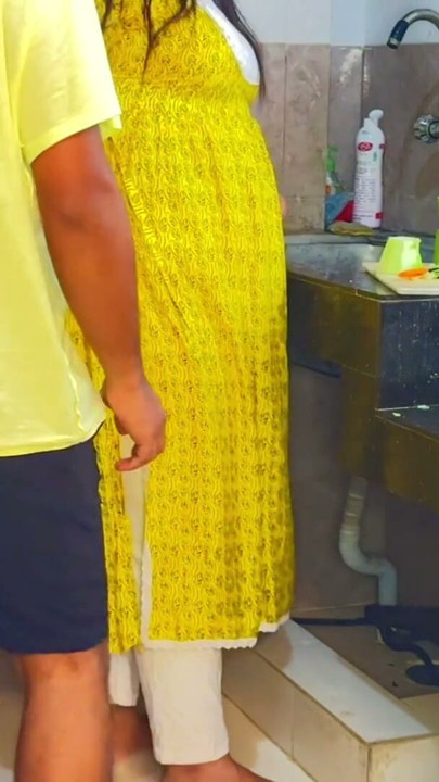 Neighbors fuck new Married wife while cutting vegetables in kitchen - Jabardast Chudai | Clip 1
