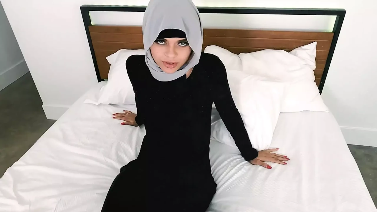 Fuck Math, Fuck Me! – Muslim Schoolgirl Masturbates & Gets Shagged in Her Bedroom – Hijab Hookup,TeamSkeet