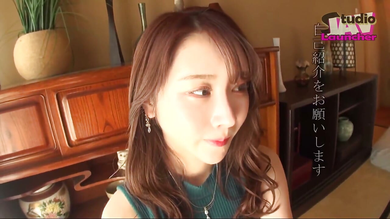 Người vợ thanh lịch Ayaka Uno đầu hàng niềm vui ngoài tầm kiểm soát. - 1