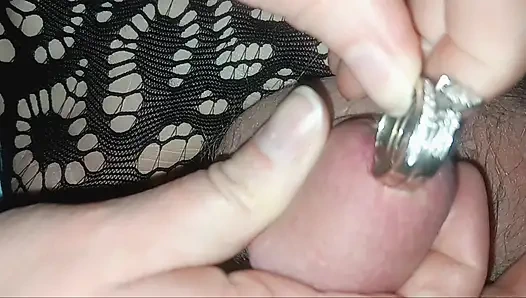 Suami mendapat pekerjaan tetapi tidak lega