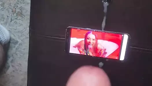 Nicki minaj boşalma anısına 2