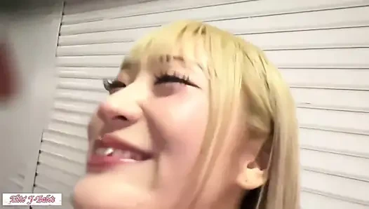 Смелая встреча с блондинкой, сырая химия взрывается в ошеломляющий финал