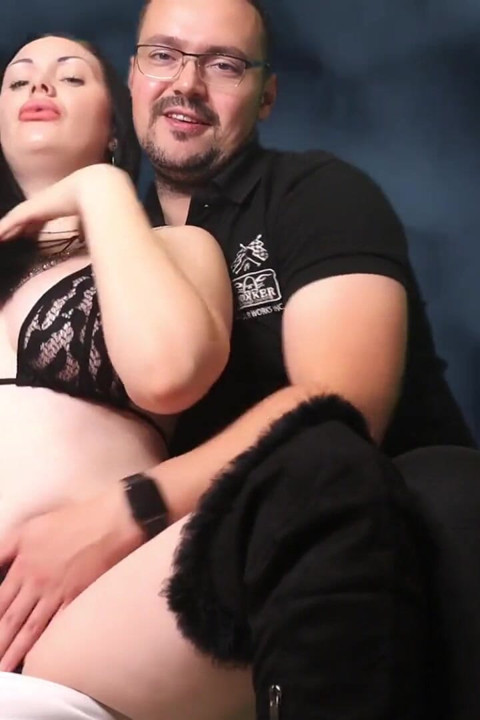 You not getting hard when you watch me making out with my boyfriend! You just want to see his cock!