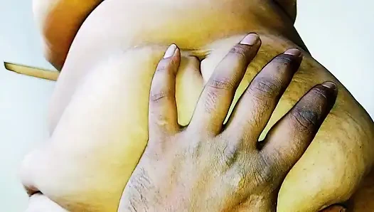 Красивая сексуальная бхабхи, очень горячий секс, грязный разговор дези