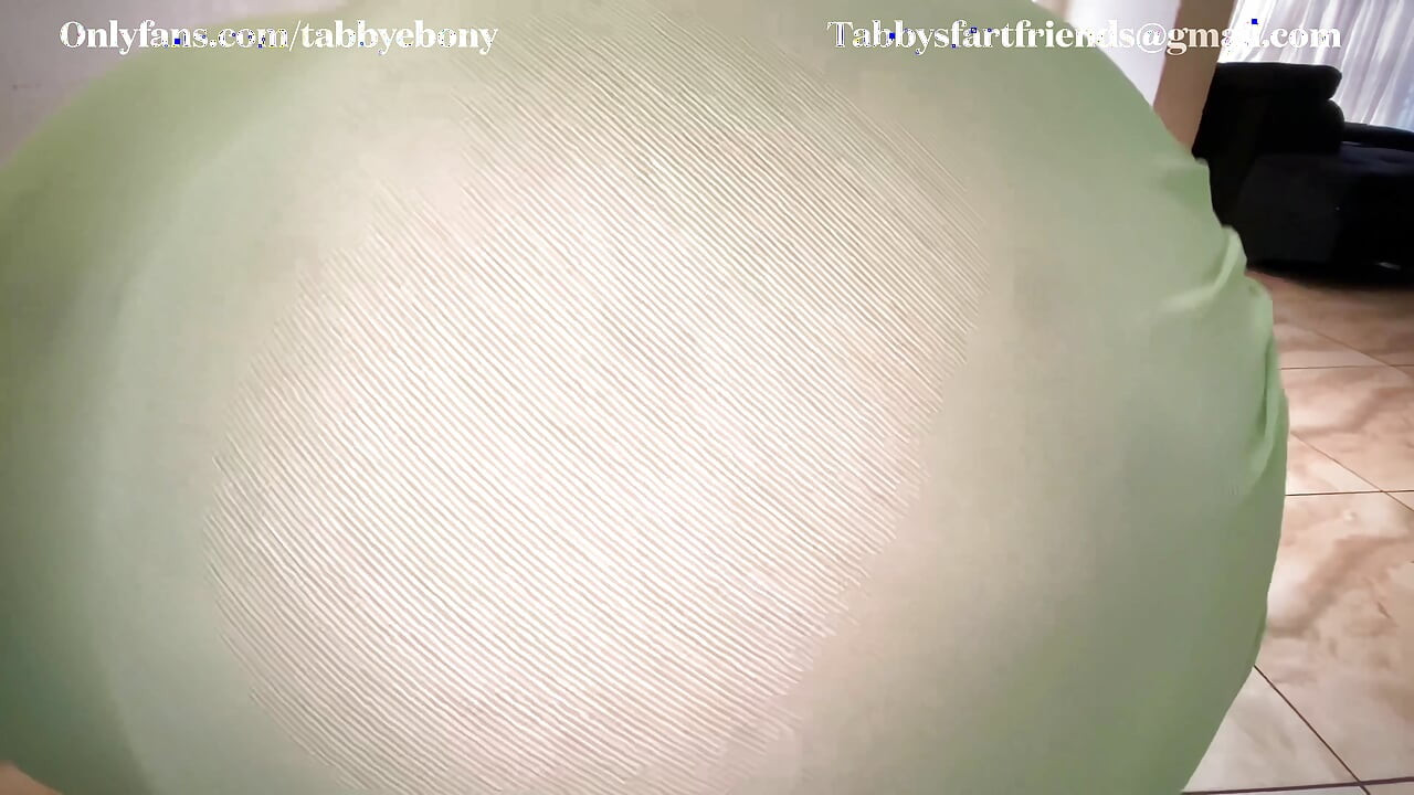 FART QUEEN TABBYEBONY - POV - FINGÁS RÁD!