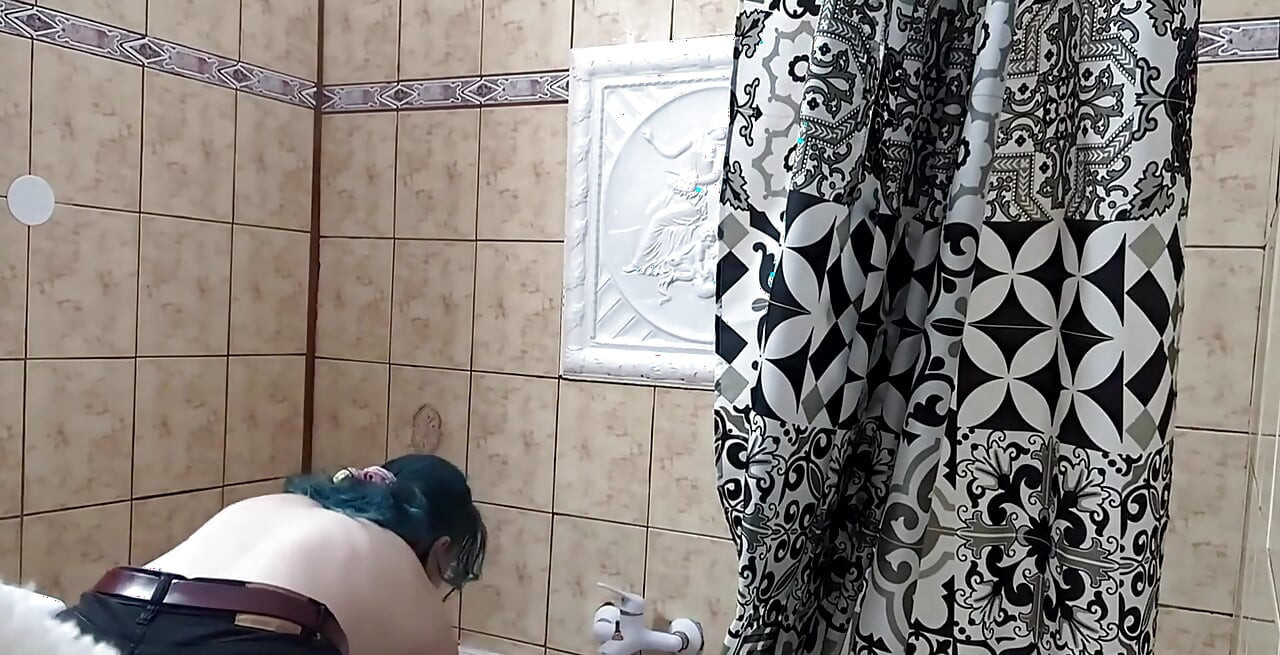 POV, du wolltest mich beobachten, während ich dusche