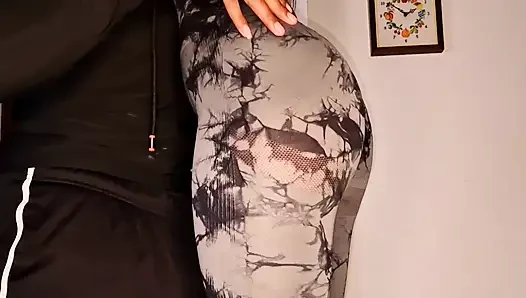 Cum explosion in the perfect pussy of a beautiful virgin Latina I met for the first time at the gym and invited her to my house