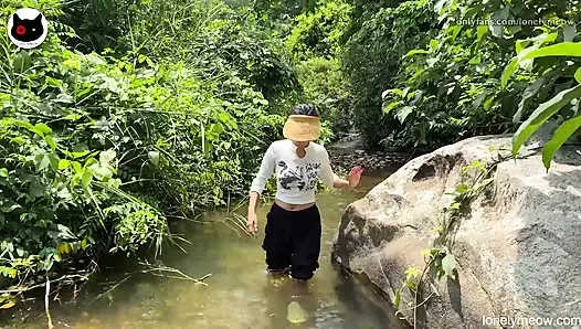 Mia Riverside Lust'ta