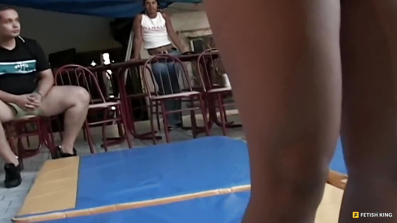 Girls Cage Fighting Domination